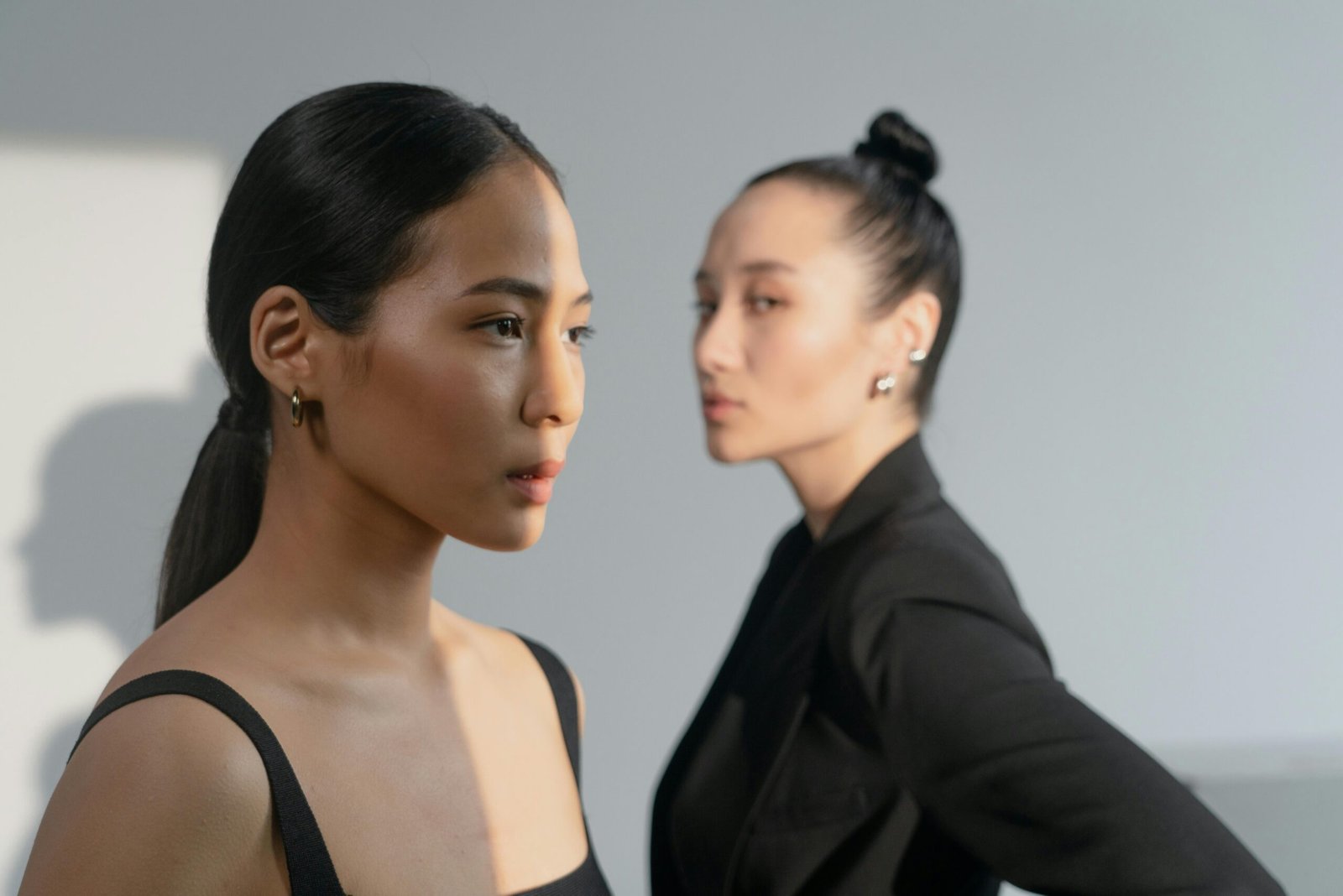 Which face shape mirrors yours the most?